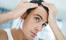 تعداد طبیعی ریزش مو در روز چندتاست